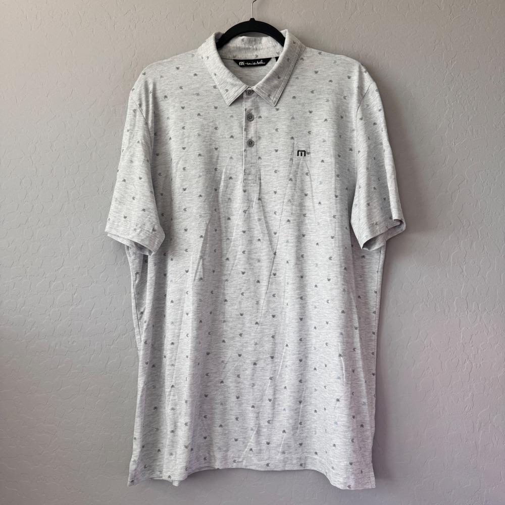 Travis Mathew Golf Polo Shirt Mens XL Gray Blue Arrow Print Short Sleeve